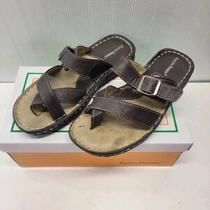 Pierre Dumas Bianca 28  Size 7 Buckle Sandals Women's  Brown Summer